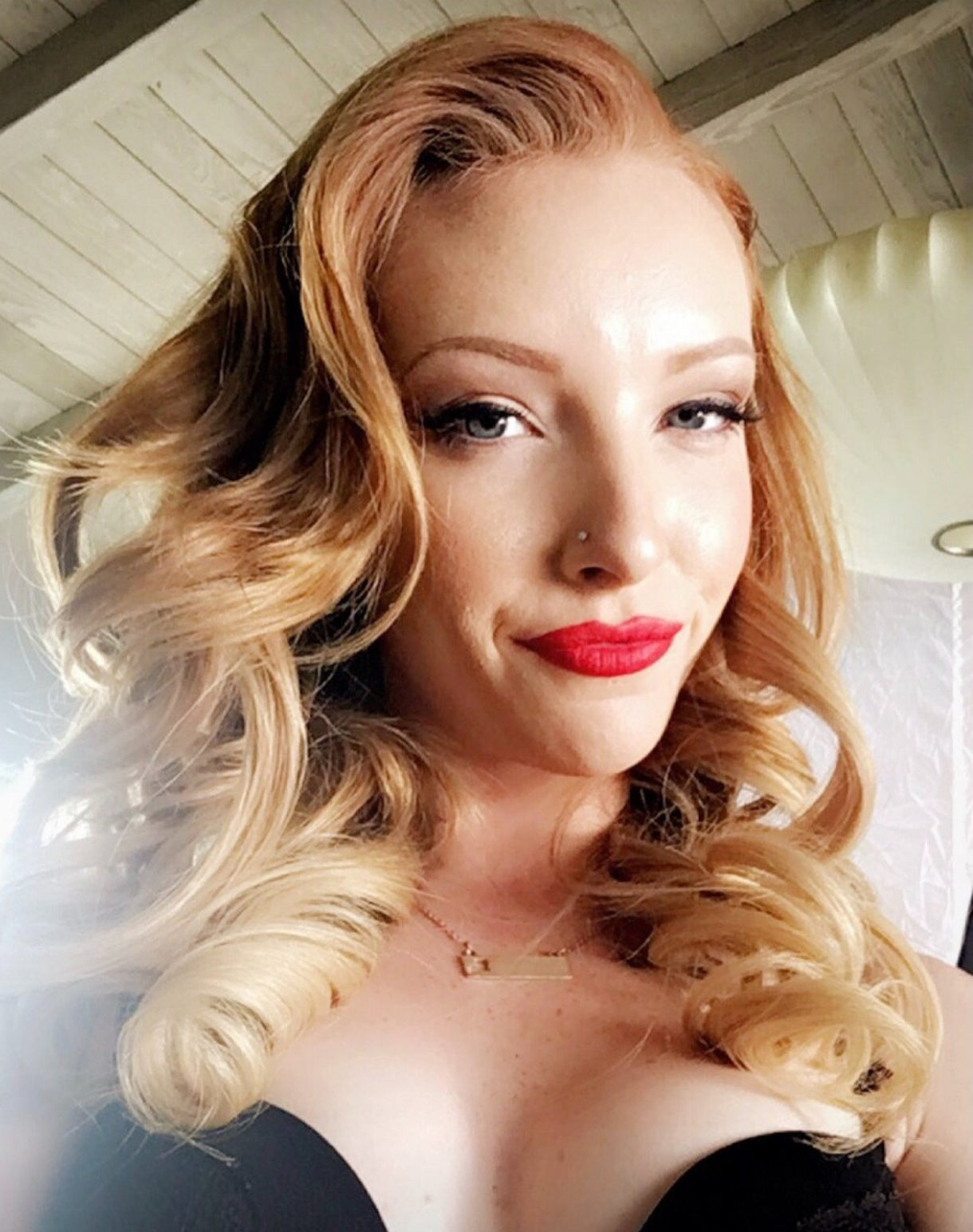 KATY KISS Grade A Purrr